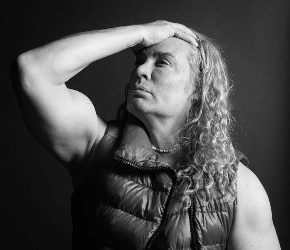 Portrait - Paris Black